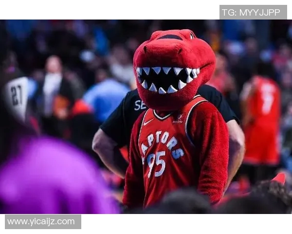 猛龙主场比赛门票一票难求,球迷排起长龙 猛龙主场比赛门票一票难求,球迷排起长龙